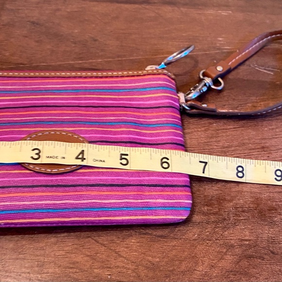 🔥Fossil Colorful Stripe Key Per id Wristlet🔥 - Picture 7 of 11